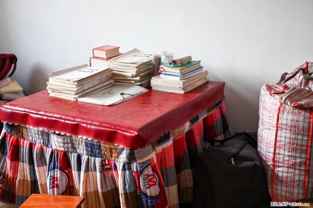 全网追的“扁担女孩”，找了一份暑假工，时薪12元 - 达州生活资讯 - 达州28生活网 dazhou.28life.com