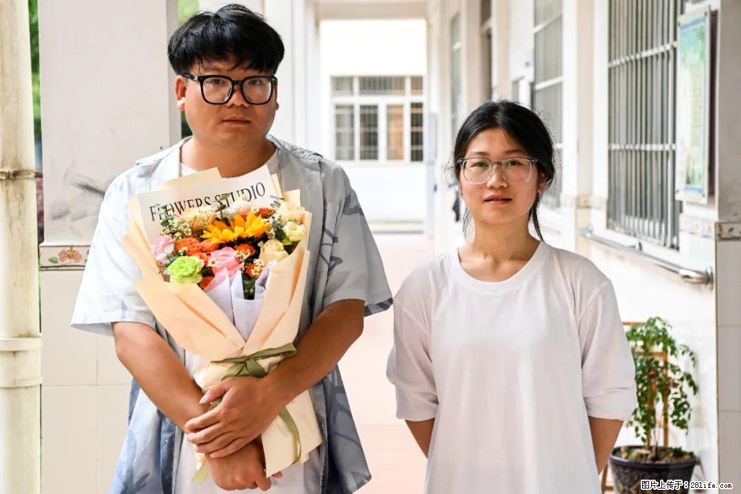 全网追的“扁担女孩”，找了一份暑假工，时薪12元 - 达州生活资讯 - 达州28生活网 dazhou.28life.com